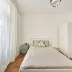 Rent a room in lisbon