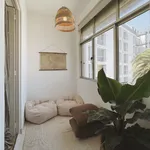 Rent 3 bedroom apartment in Porto