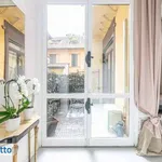 Rent 3 bedroom apartment of 98 m² in Milan