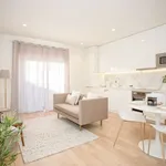 Rent 1 bedroom apartment of 60 m² in porto