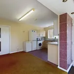 Rent 4 bedroom apartment in Brighton