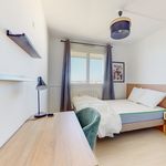 Rent a room of 92 m² in Bezons