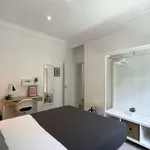 Rent a room of 70 m² in barcelona