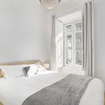 Rent 3 bedroom apartment in lisbon