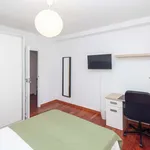 Rent a room of 127 m² in Valencia