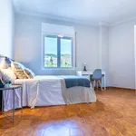 Rent a room of 110 m² in Barcelona