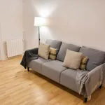 Rent a room of 350 m² in Barcelona