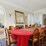 Rent 4 bedroom apartment of 2000 m² in Paris