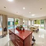 Rent 4 bedroom house of 652 m² in Phuket