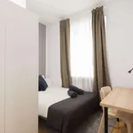 Rent a room of 90 m² in madrid