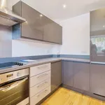 Rent 4 bedroom flat in Cambridge