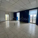 Rent 15 bedroom apartment of 380 m² in Napoli