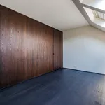 Huur 3 slaapkamer appartement van 207 m² in Brussels