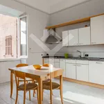 Rent 5 bedroom apartment of 260 m² in Rome