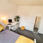 Rent 4 bedroom flat in East Of England