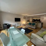 Rent 2 bedroom flat of 915 m² in Glasgow