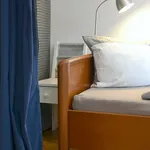 Miete 2 Schlafzimmer wohnung von 37 m² in Bonn