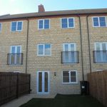 Rent 4 bedroom house in East Midlands