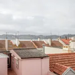 Rent 2 bedroom apartment of 840 m² in Lisbon