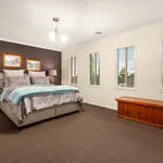 Rent 4 bedroom house in Cranbourne East