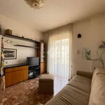 Rent 2 bedroom apartment of 65 m² in Milan