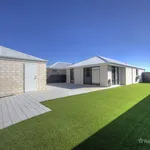 Rent 3 bedroom house of 3870 m² in Yanchep