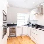 Flat to rent in Grosvenor Hill, London W1K