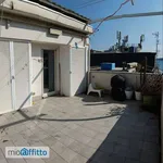 Attico arredato con terrazzo Centro