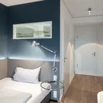 Rent 1 bedroom apartment of 22 m² in Cologne