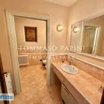 Rent 4 bedroom house of 124 m² in Florence