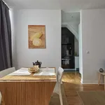 Rent 1 bedroom apartment of 70 m² in lisbon