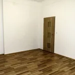 Pronajměte si 4 ložnic/e byt o rozloze 87 m² v zatec