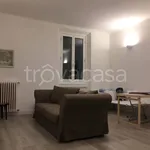 Affitto 2 camera appartamento di 56 m² in Milano