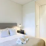 Rent 2 bedroom apartment of 130 m² in lisbon