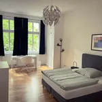 Rent a room of 120 m² in Berlin