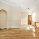 Rent 1 bedroom flat in Surrey