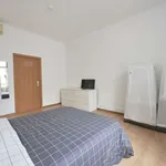 Rent a room in lisbon