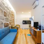 Rent 1 bedroom apartment of 40 m² in Porto