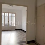 Rent 3 bedroom apartment of 77 m² in Aix-en-Provence 