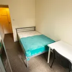 Rent 5 bedroom flat in West Midlands