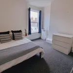 Rent 4 bedroom house in East Midlands