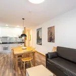 Rent 3 bedroom apartment in barcelona