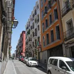 Rent 1 bedroom apartment of 39 m² in madrid