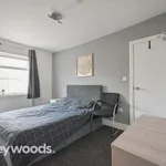 Rent 5 bedroom flat in Stoke-on-Trent