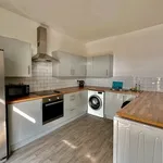 Rent 6 bedroom house in Yorkshire And The Humber