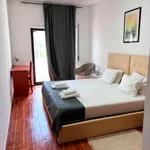 Rent 3 bedroom apartment in Porto