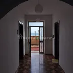 Rent 3 bedroom apartment of 100 m² in Latina