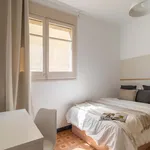 Rent a room of 95 m² in Barcelona