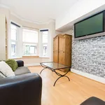 Rent 4 bedroom house in Leeds