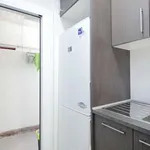 Rent 3 bedroom apartment of 70 m² in barcelona